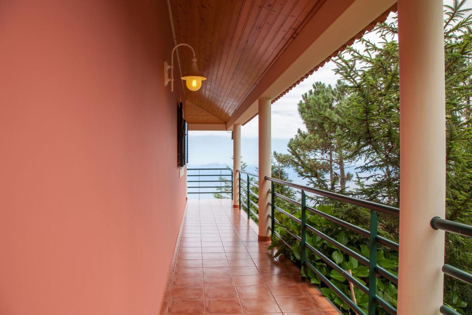 Quinta Do Santo By Lovelystay Santo Antonio da Serra Exterior photo