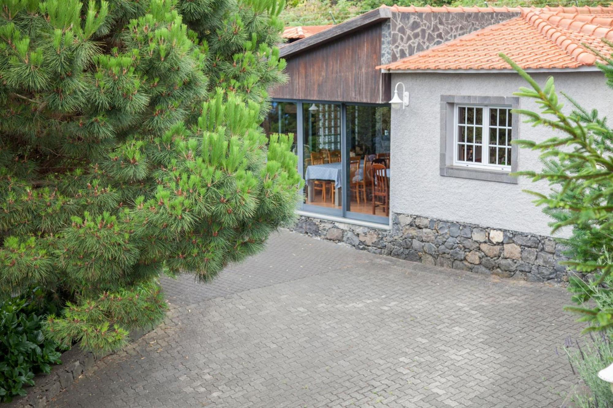 Quinta Do Santo By Lovelystay Santo Antonio da Serra Exterior photo