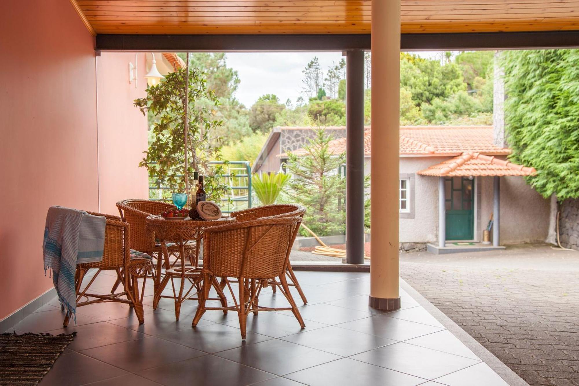 Quinta Do Santo By Lovelystay Santo Antonio da Serra Exterior photo